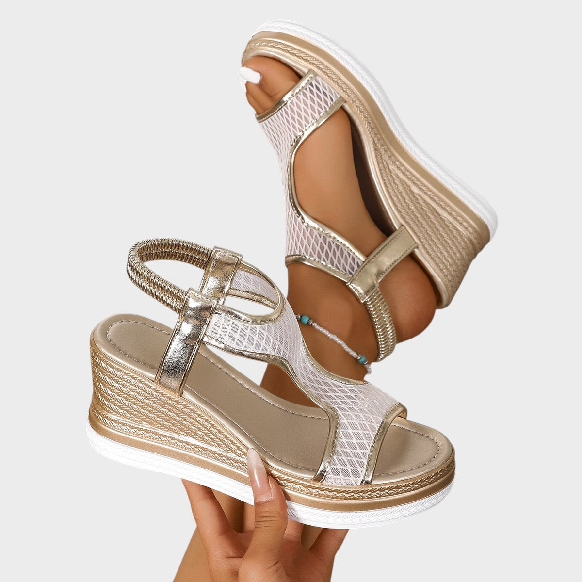 SANDALIAS PAULA DE CONFORT CON CUÑA