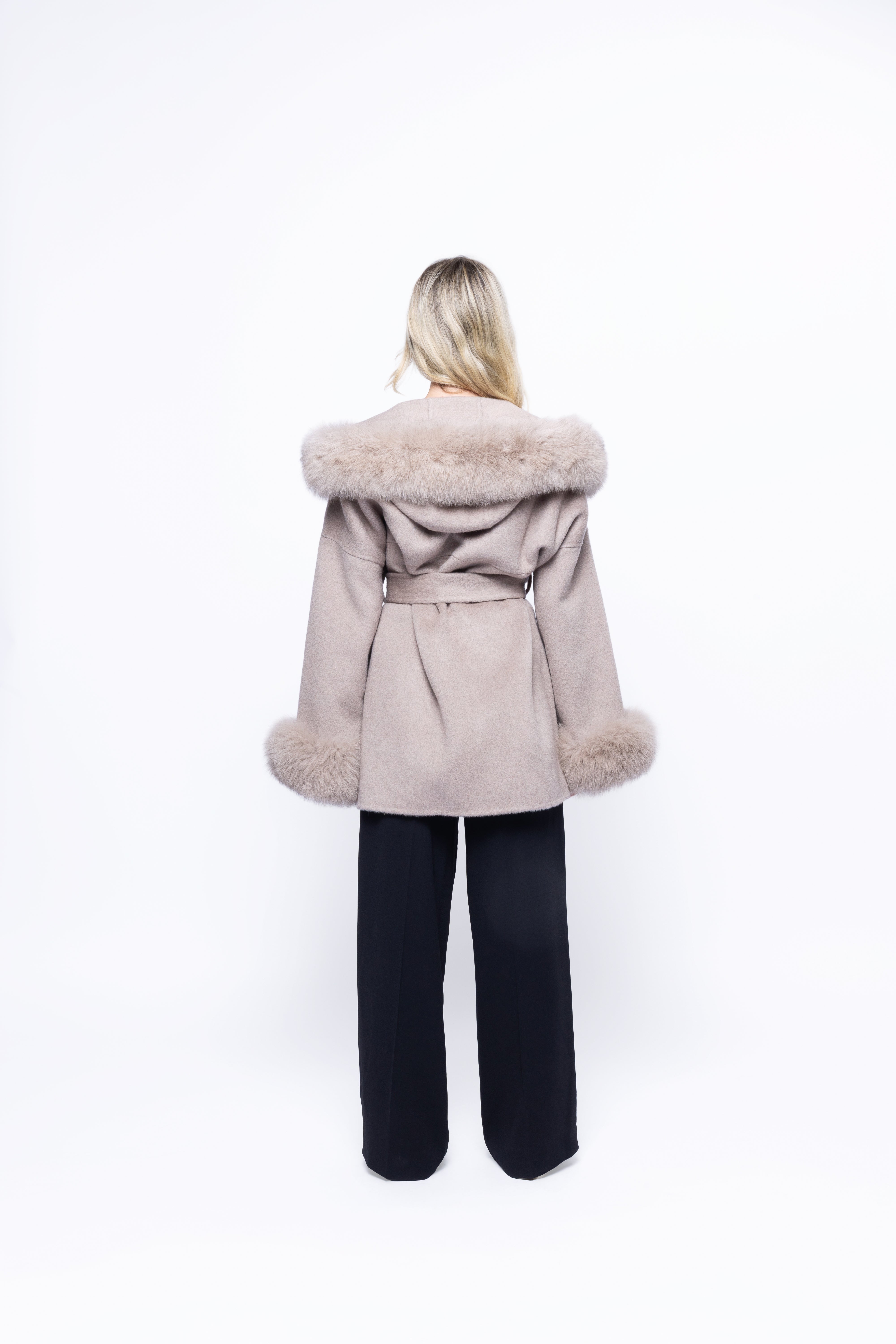 Abrigo Envolvente Beige Rosado