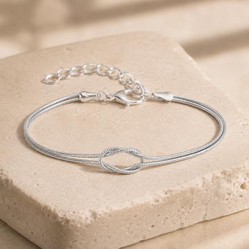 PULSERA KNOT BOND