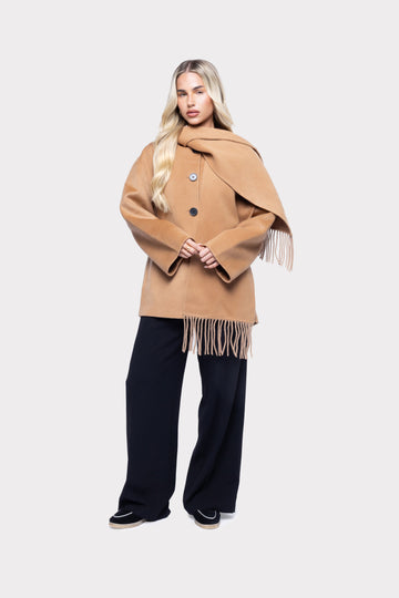 Abrigo Camel con Flecos