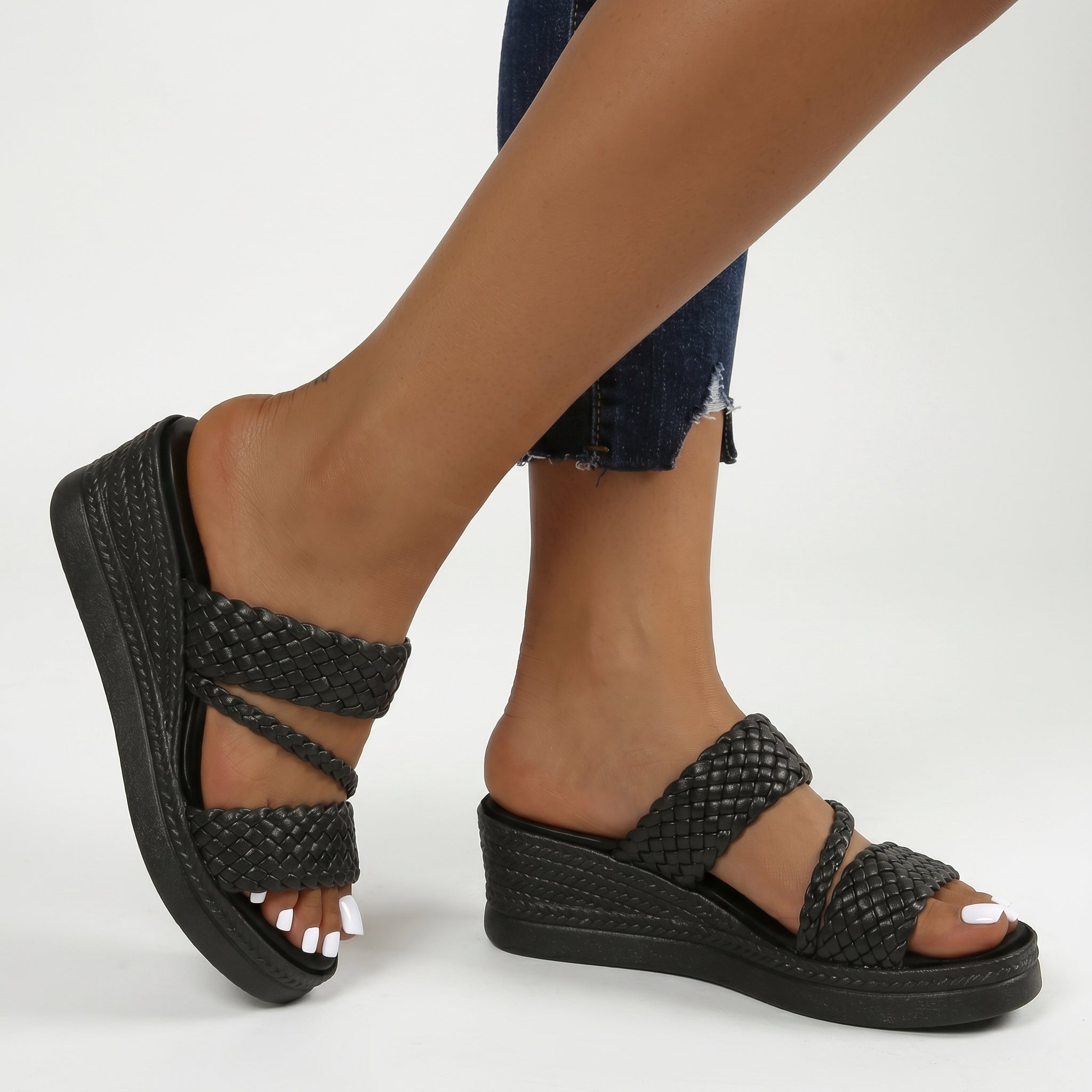 SANDALIAS DIANA CON TIRAS TRENZADAS